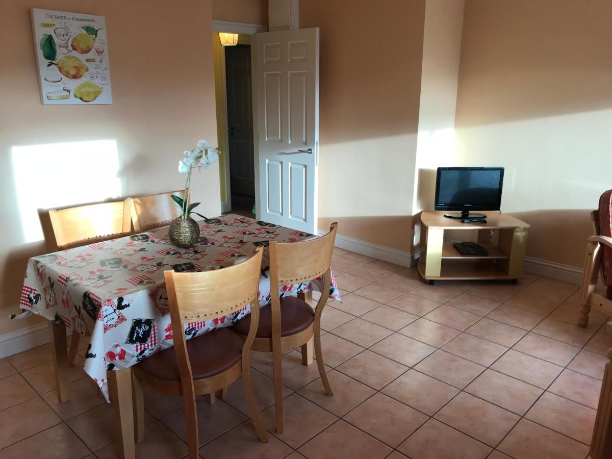 Kings Court Holiday Apartments Tralee Luaran gambar